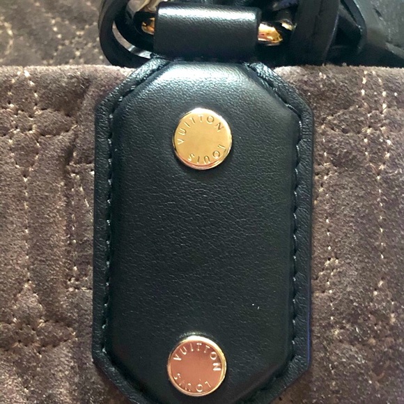 RARE 💯 Authentic , Temporary Sale Price🎁 Louis Vuitton Antheia   PM hobo bag - Picture 14 of 16